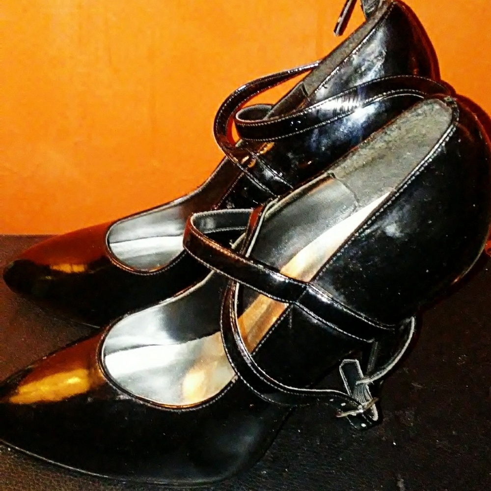 ISO Jante Ankle Strap Pumps